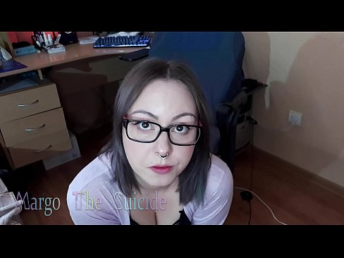 ❤️ Ragazza sexy con gli occhiali succhia il dildo profondamente sulla macchina fotografica ☑ Porno al it.extraclasswork.ru ❌